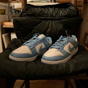 NIKE DUNK LOW RETRO (UNC)